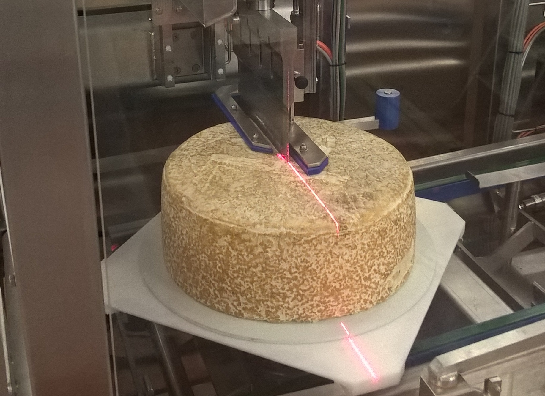 Système de découpe de fromage par profilométrie laser - Innodura